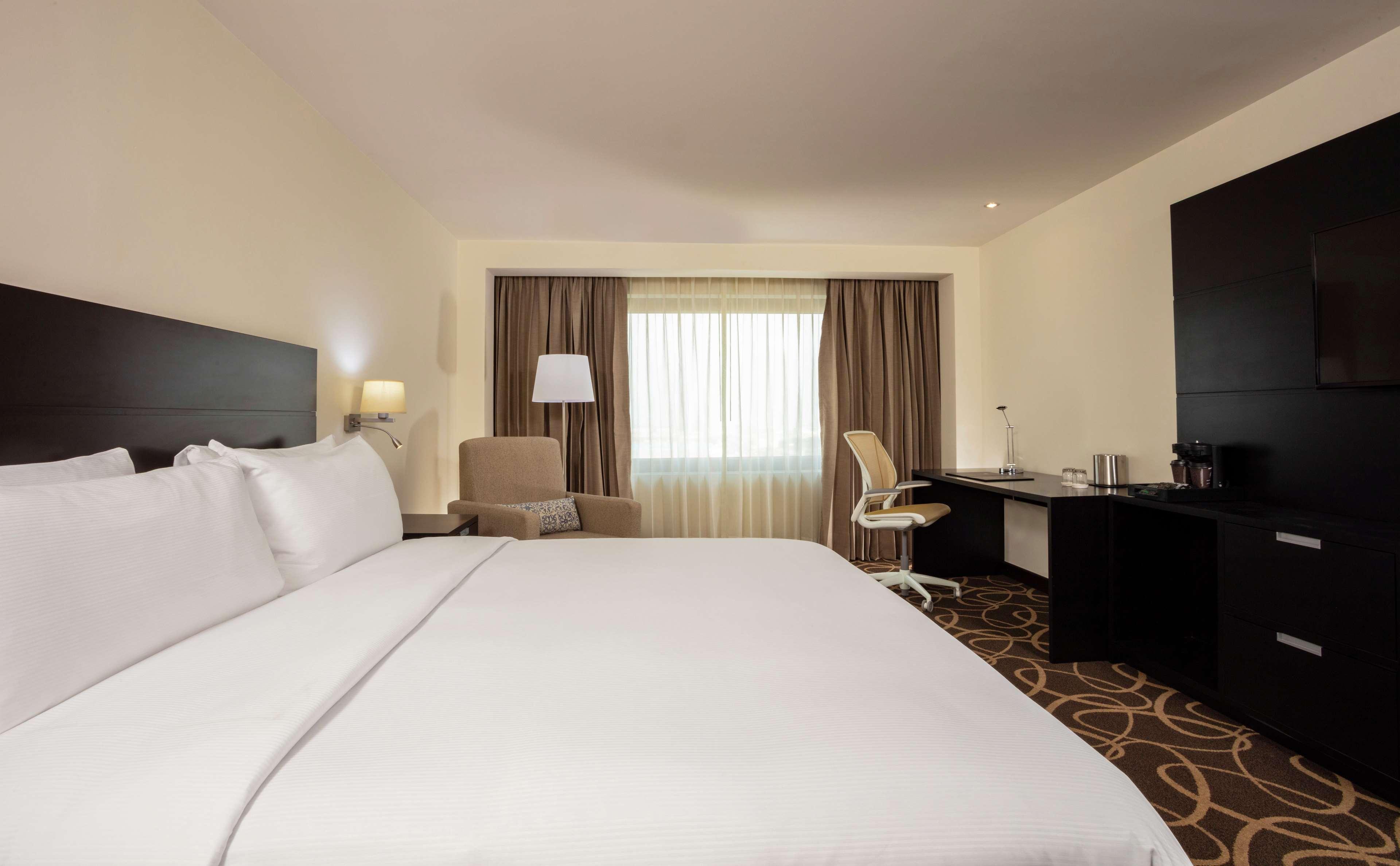 מלון Doubletree By Hilton טולוקה מראה חיצוני תמונה