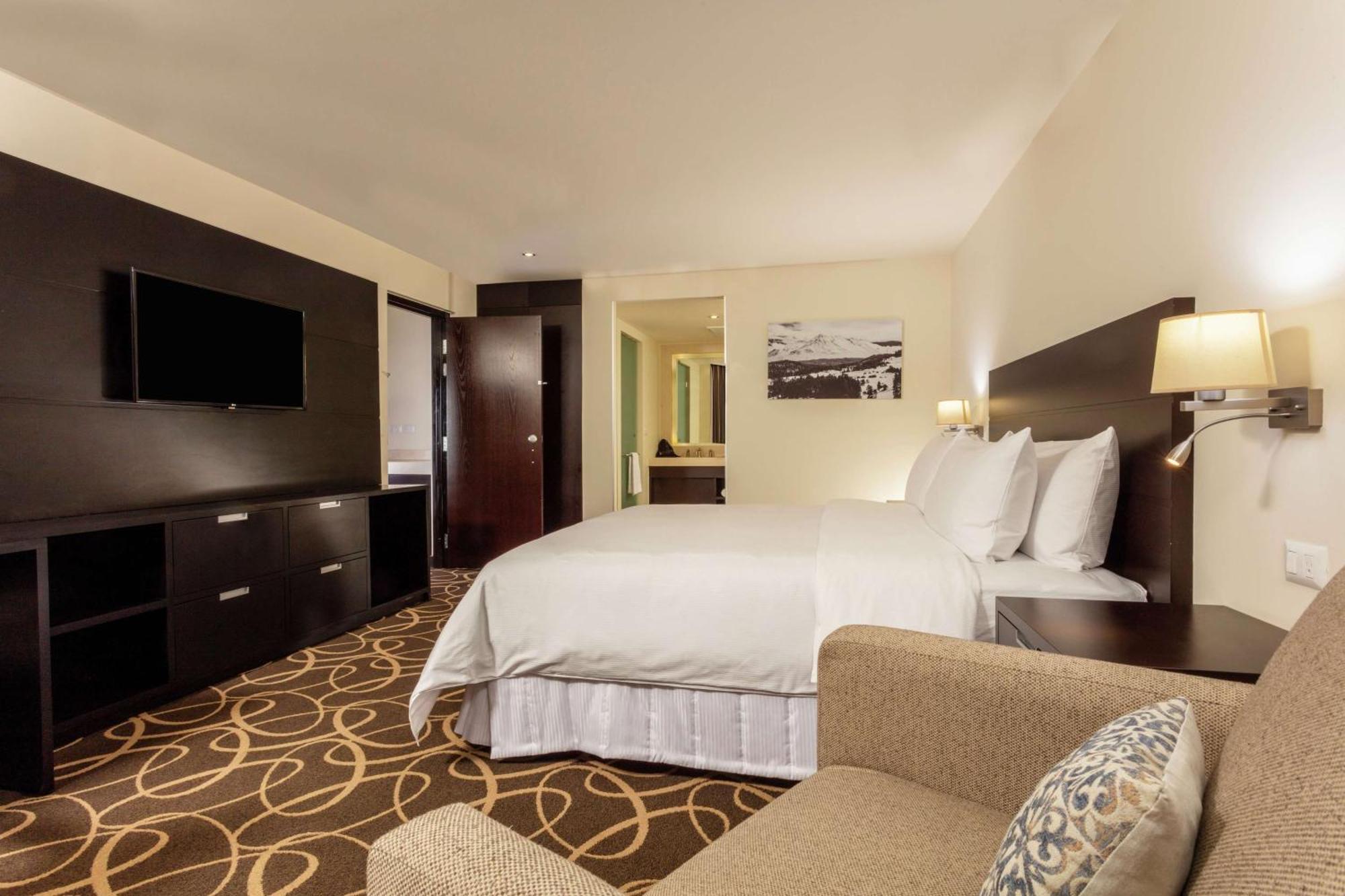 מלון Doubletree By Hilton טולוקה מראה חיצוני תמונה