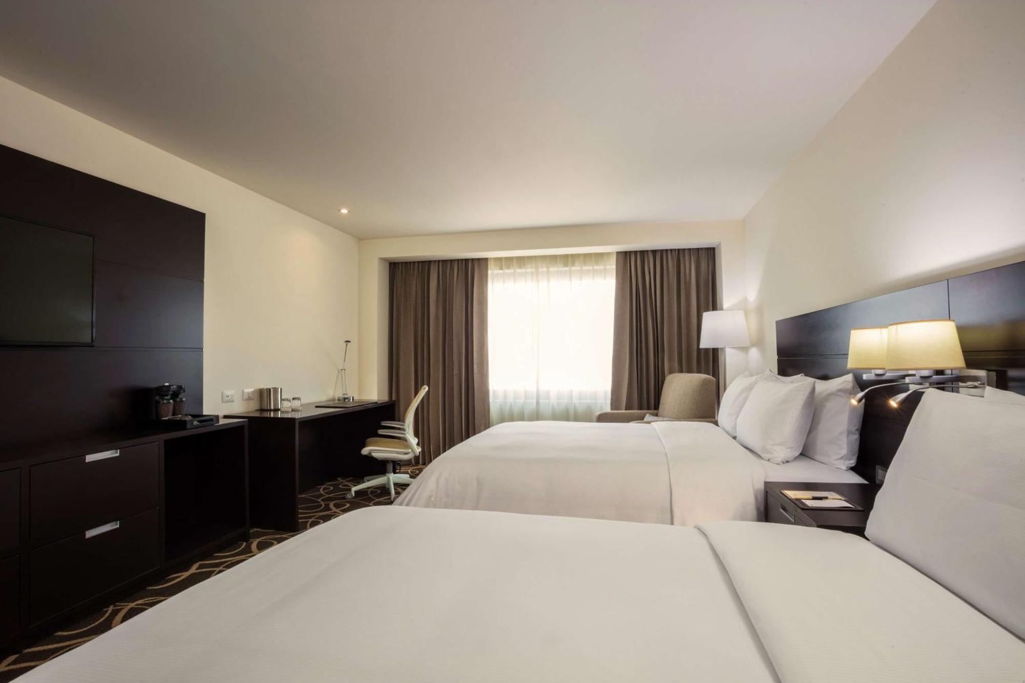 מלון Doubletree By Hilton טולוקה מראה חיצוני תמונה